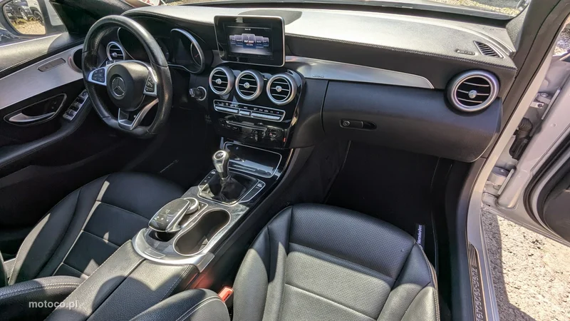 Mercedes-Benz Klasa C W205 C 200 21