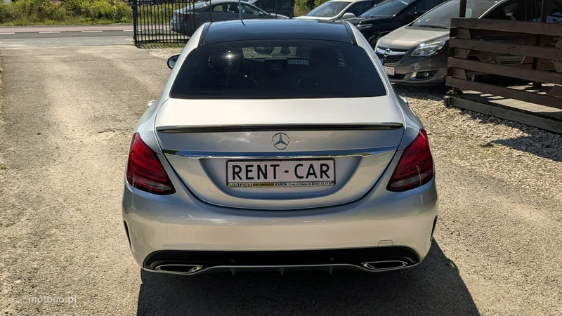 Mercedes-Benz Klasa C W205 C 200 37