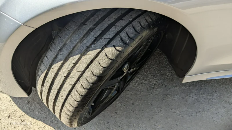 Mercedes-Benz Klasa C W205 C 200 42
