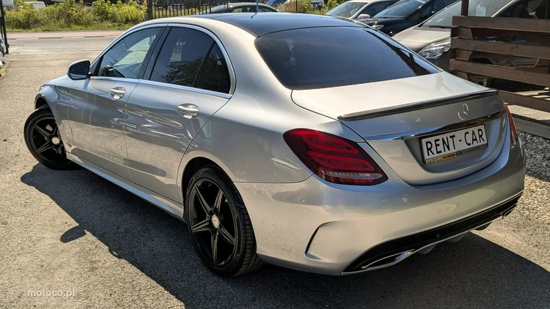 Mercedes-Benz Klasa C W205 C 200 9
