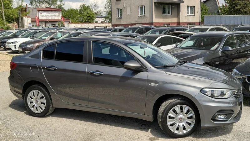 Fiat Tipo 8