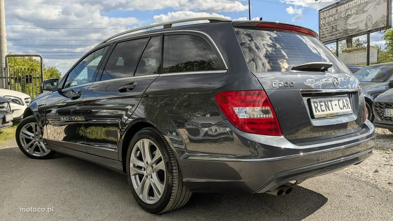 Mercedes-Benz Klasa C W204 C 200 12