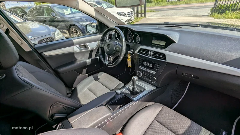 Mercedes-Benz Klasa C W204 C 200 22