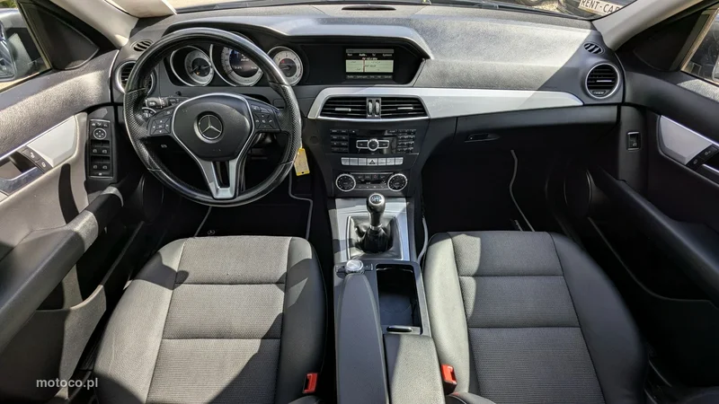 Mercedes-Benz Klasa C W204 C 200 23
