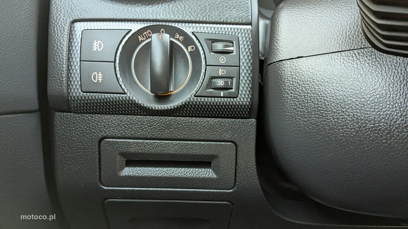 Opel Antara 31