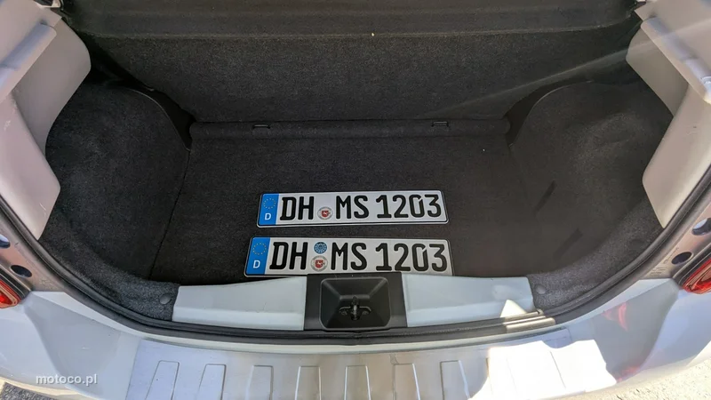 Nissan Micra 33