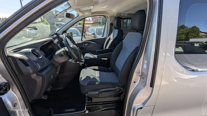 Opel Vivaro 15