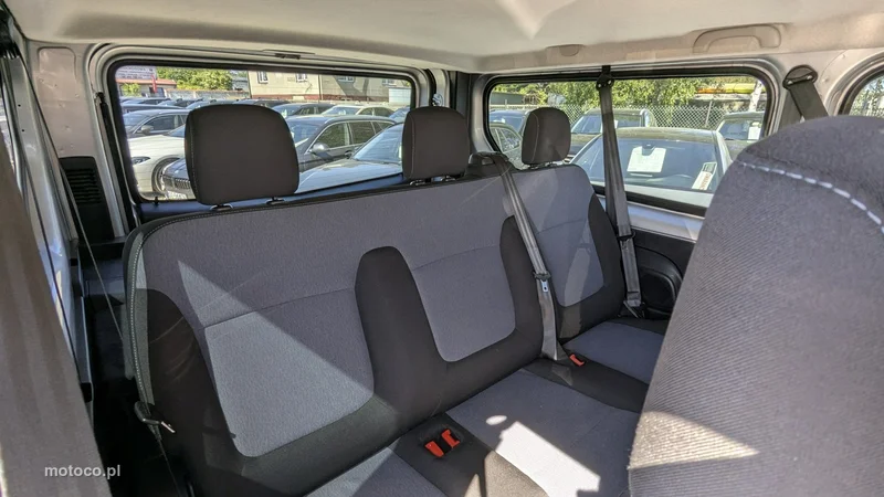 Opel Vivaro 18