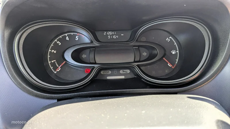 Opel Vivaro 24
