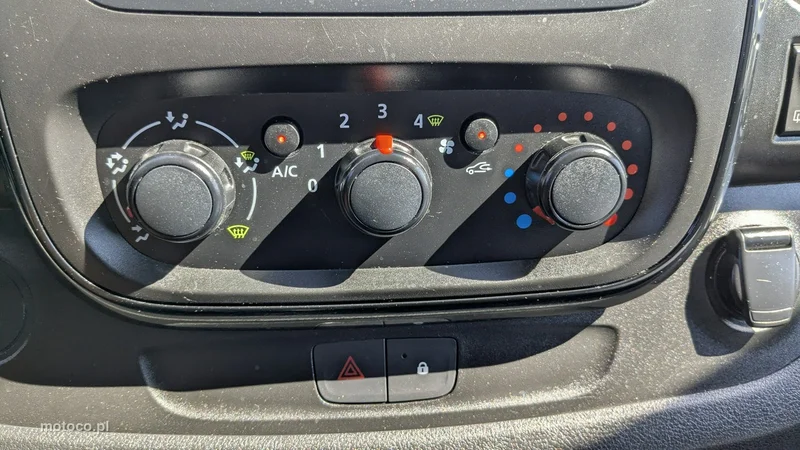 Opel Vivaro 30