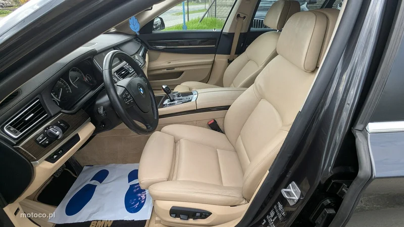 BMW Seria 7 F01 730 11