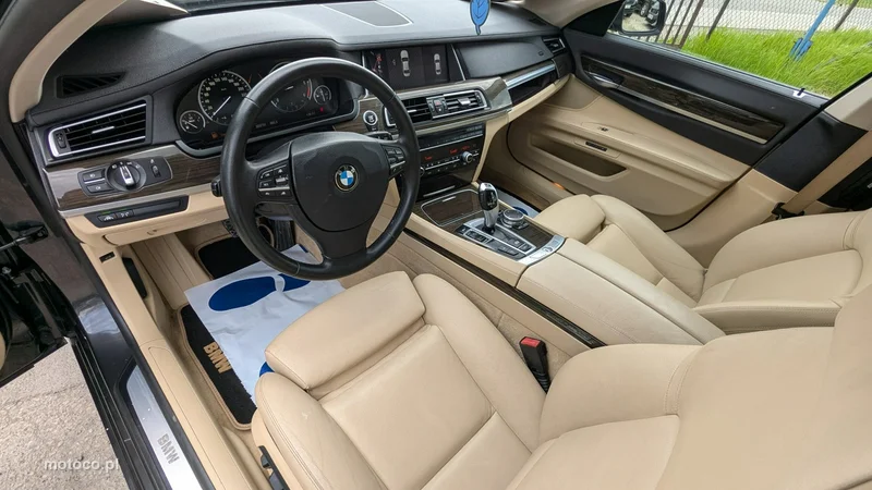 BMW Seria 7 F01 730 12