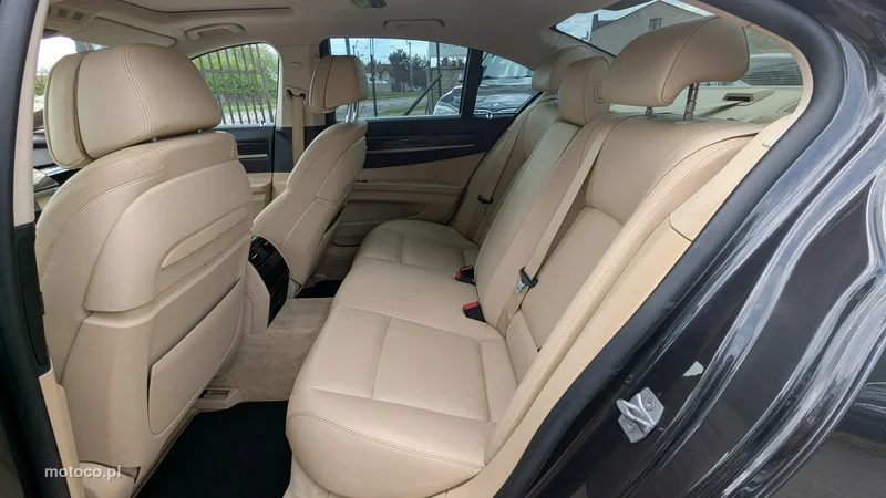 BMW Seria 7 F01 730 13