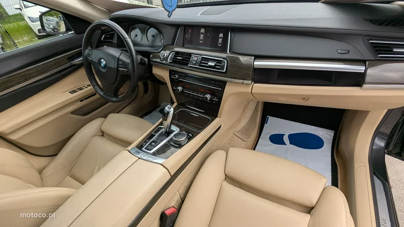 BMW Seria 7 F01 730 17