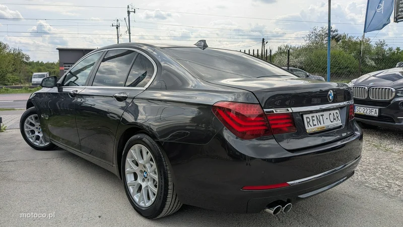BMW Seria 7 F01 730 8