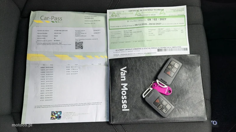 Volvo V40 23