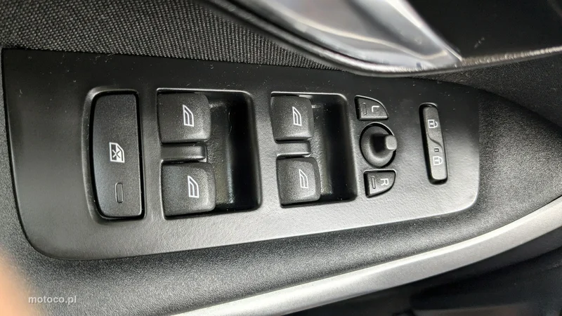 Volvo V40 29