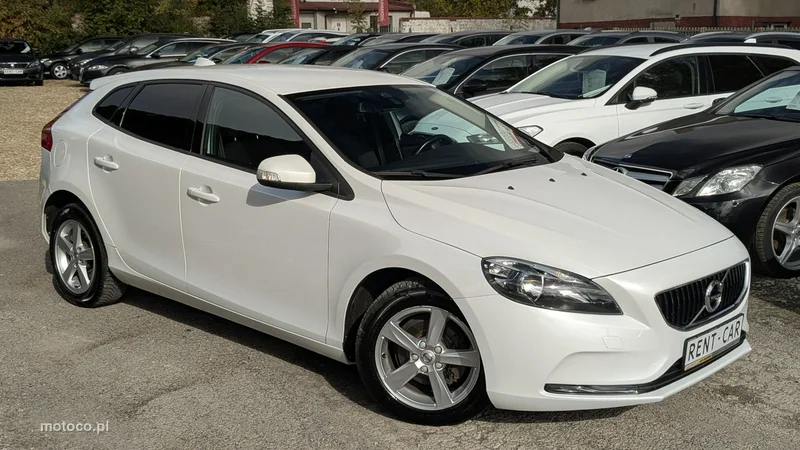 Volvo V40 7