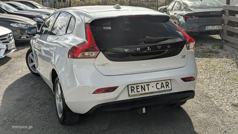 Volvo V40 10
