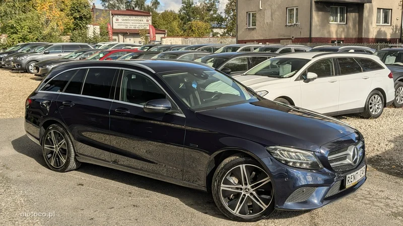 Mercedes-Benz Klasa C W205 C 300 8