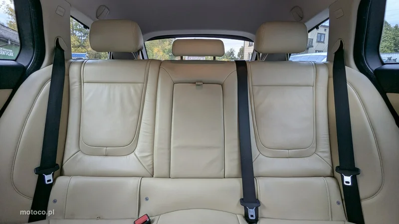 Jaguar XF 18