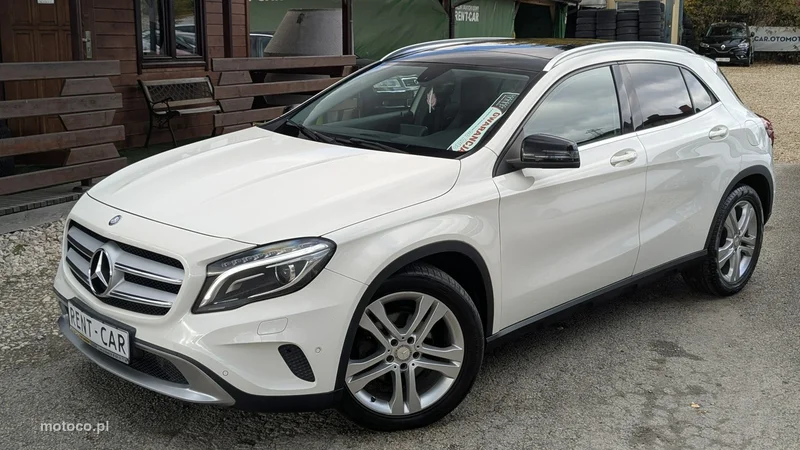 Mercedes-Benz GLA X156 200 3