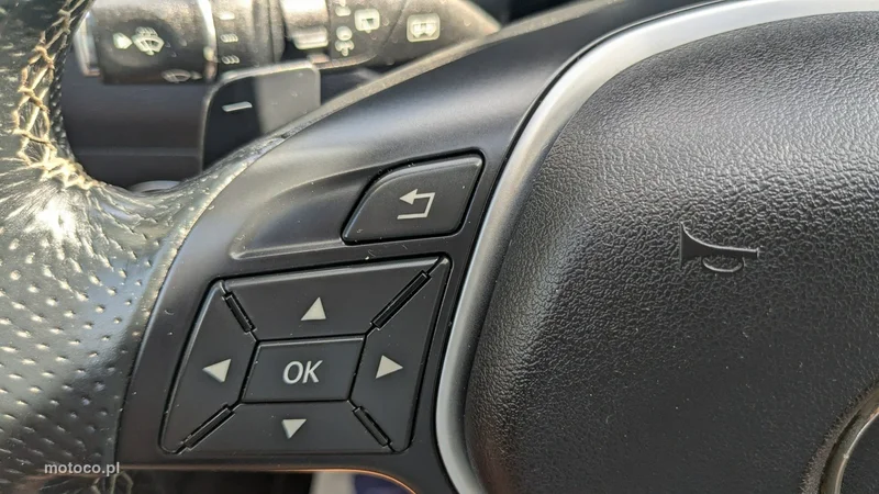 Mercedes-Benz GLA X156 200 31