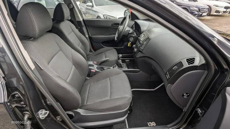Hyundai i30 19
