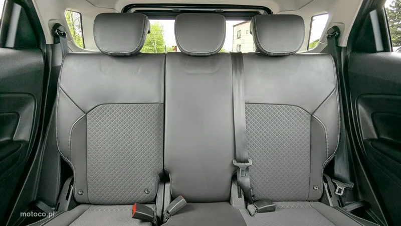 Ford EcoSport 16