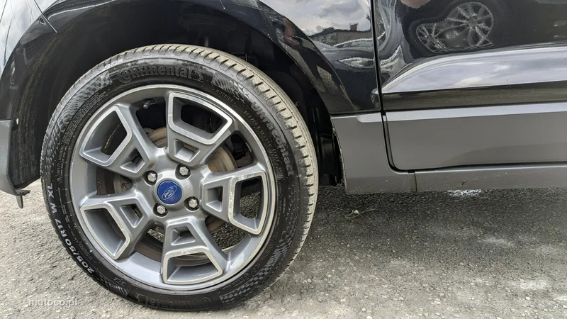 Ford EcoSport 41