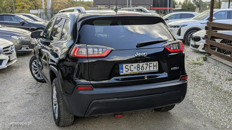 Jeep Cherokee 11