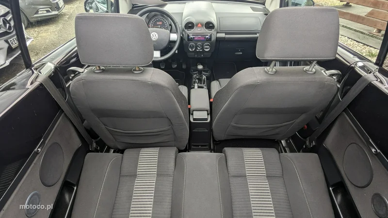 Volkswagen New Beetle 20
