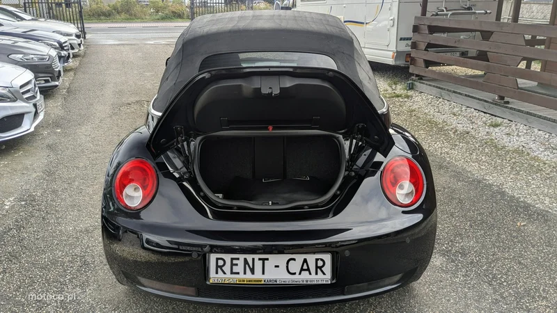 Volkswagen New Beetle 34