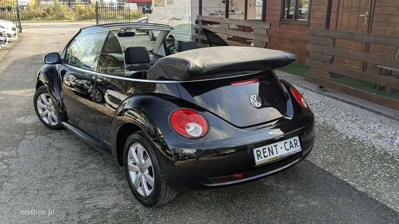 Volkswagen New Beetle 10