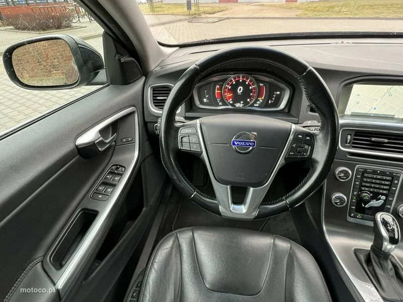 Volvo S60 13