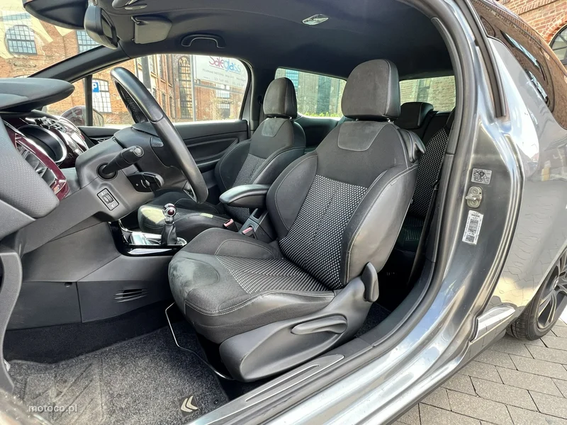 Citroen DS3 8