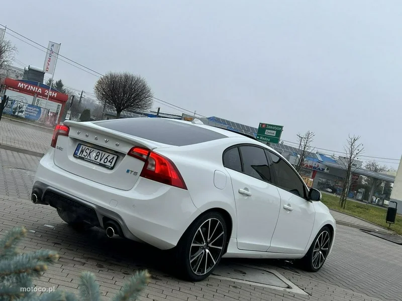 Volvo S60 5