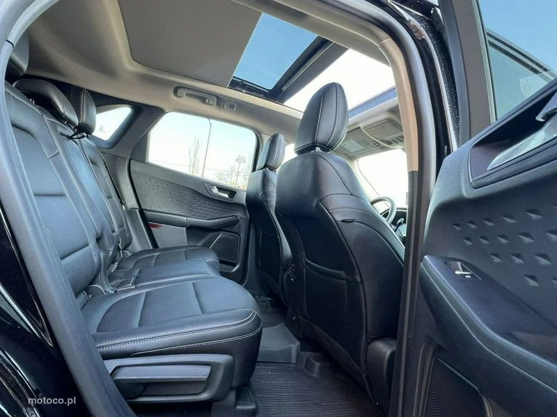 Ford Kuga III 13