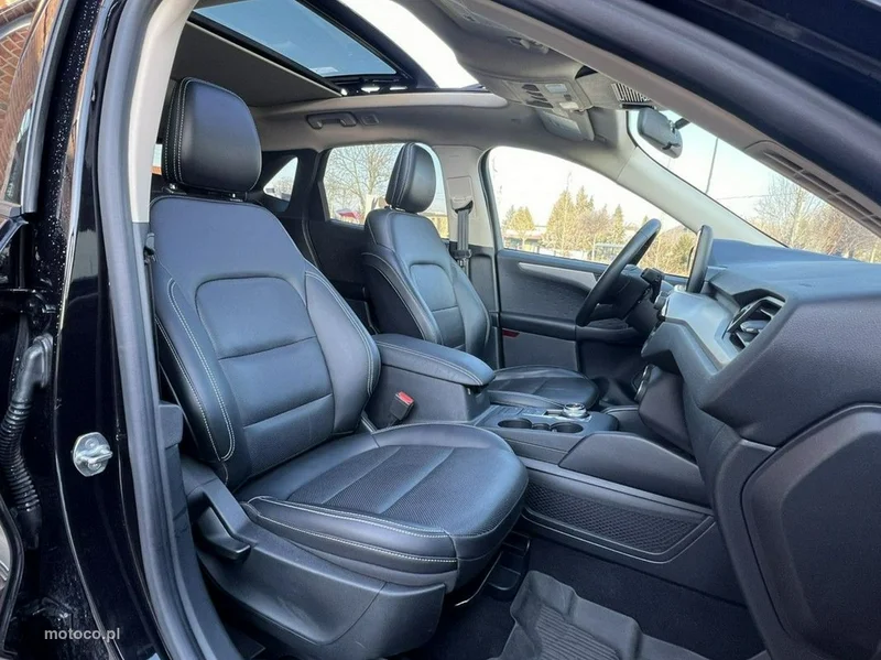 Ford Kuga III 14