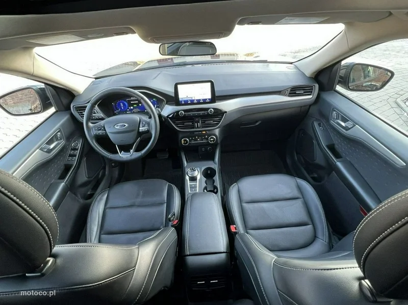 Ford Kuga III 8