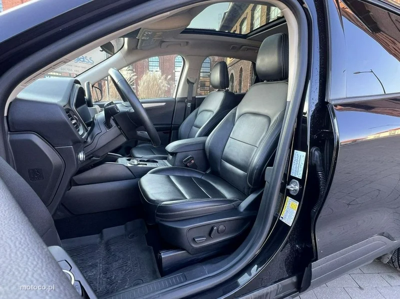Ford Kuga III 9
