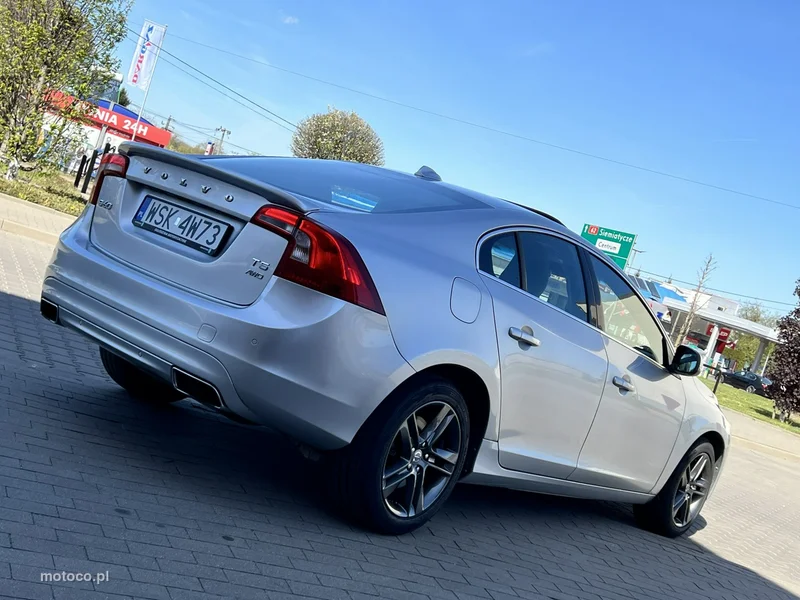 Volvo S60 5