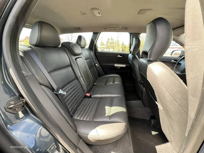 Volvo V50 11