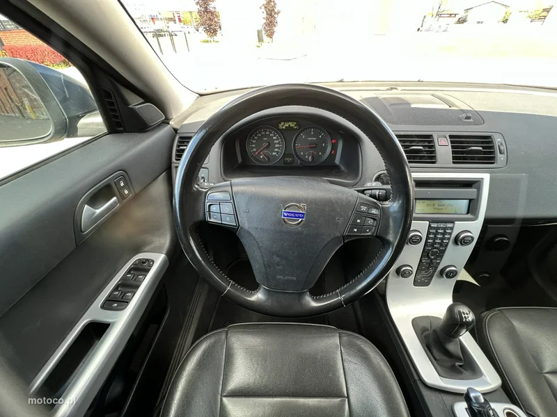 Volvo V50 14