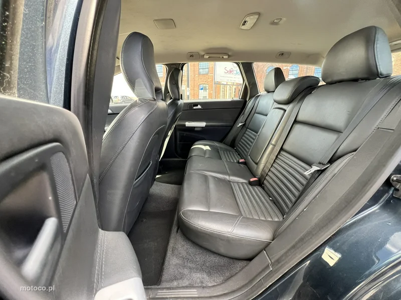 Volvo V50 9