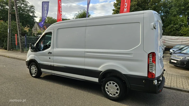 Ford Transit 13
