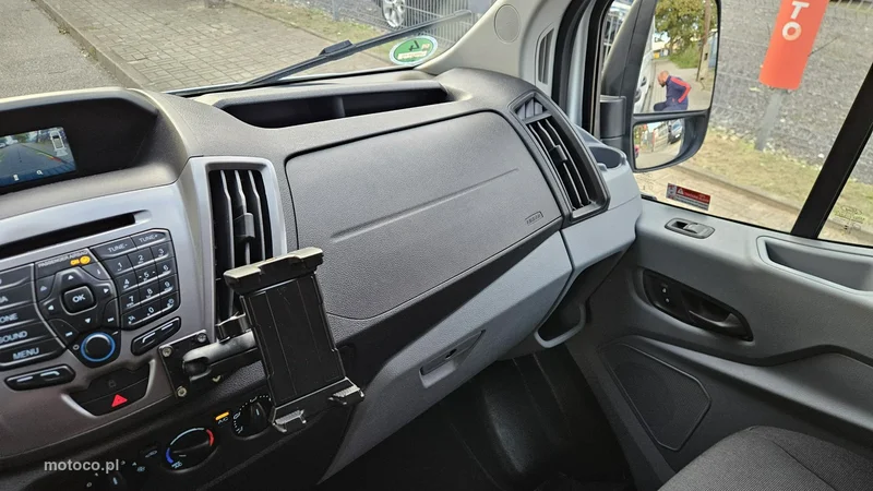 Ford Transit 26
