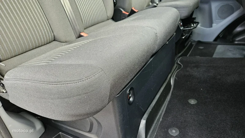 Ford Transit 28