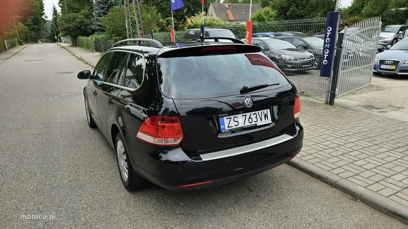 Volkswagen Golf V 12