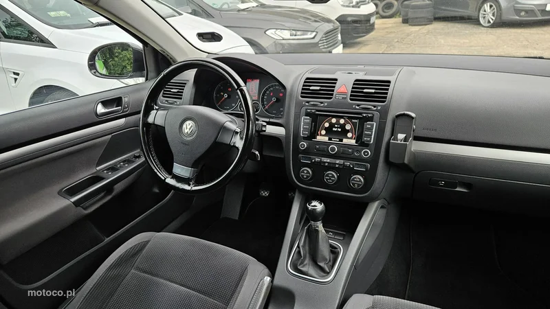 Volkswagen Golf V 18